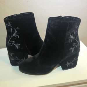 Kenneth Cole Black Velvet Embroidered Boot